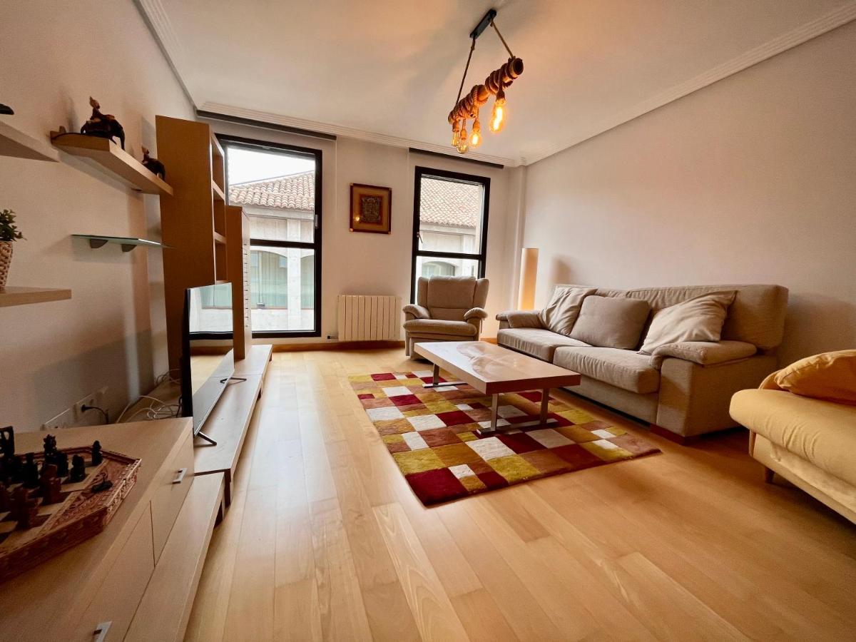 Atuaire Home Cordon 3 Centro Historico Parking Incluido Burgos Bagian luar foto